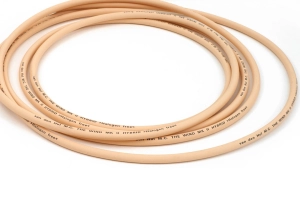 Van den Hul - The Wind MK II Hybrid (metr)